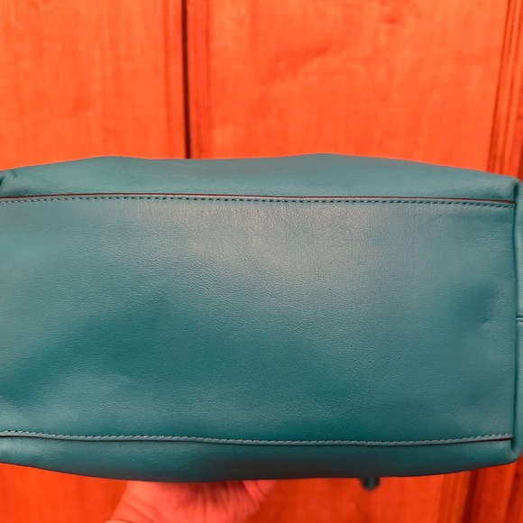 Coach 19889 Legacy Leather Duffle Tourmaline EUC $348 Rare - Picture 4 of 7